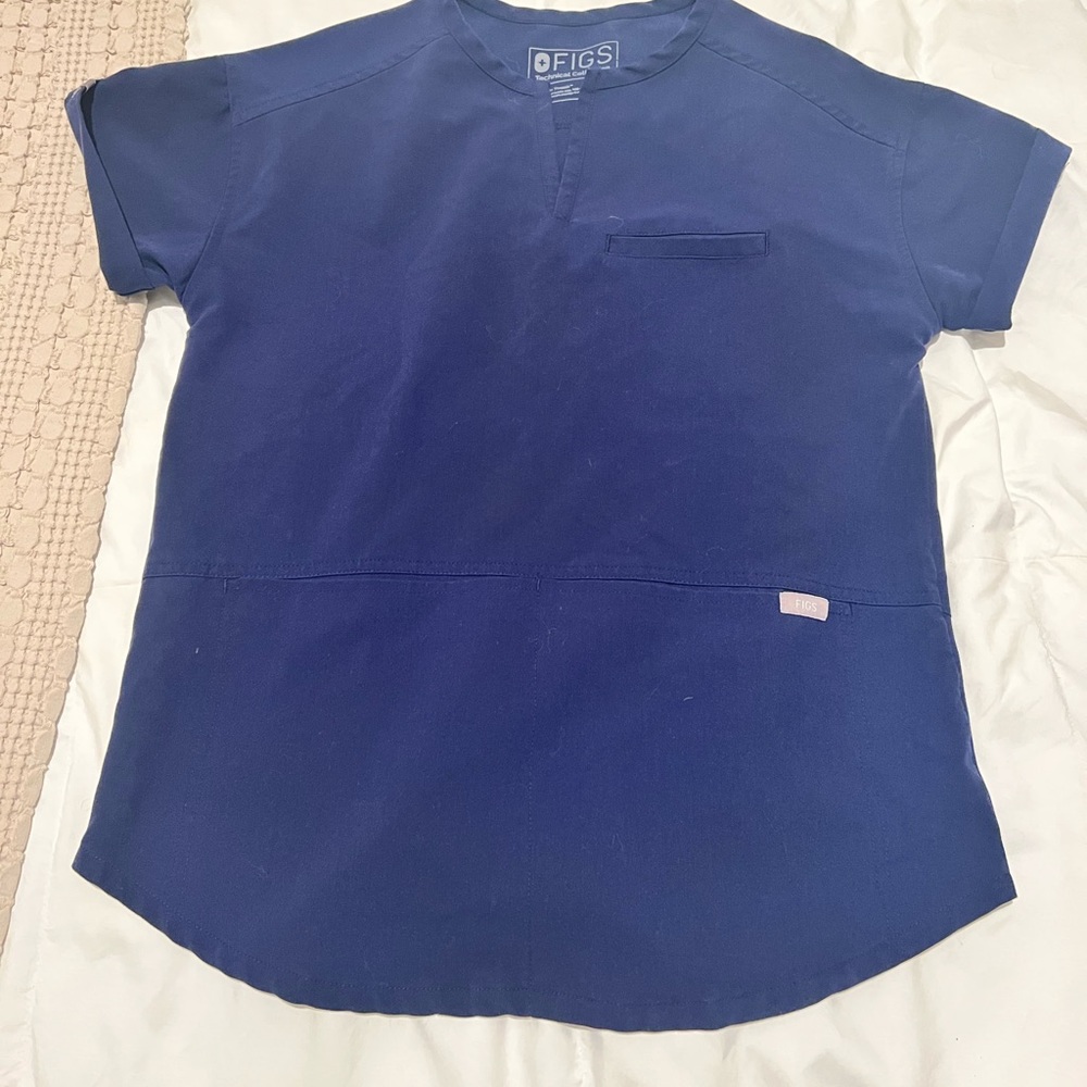 FIGS XXS scrub top / Navy